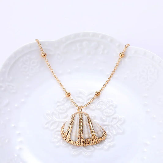 Chic Cowrie Shell Necklace