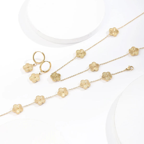 Golden Clover Charm Bracelet